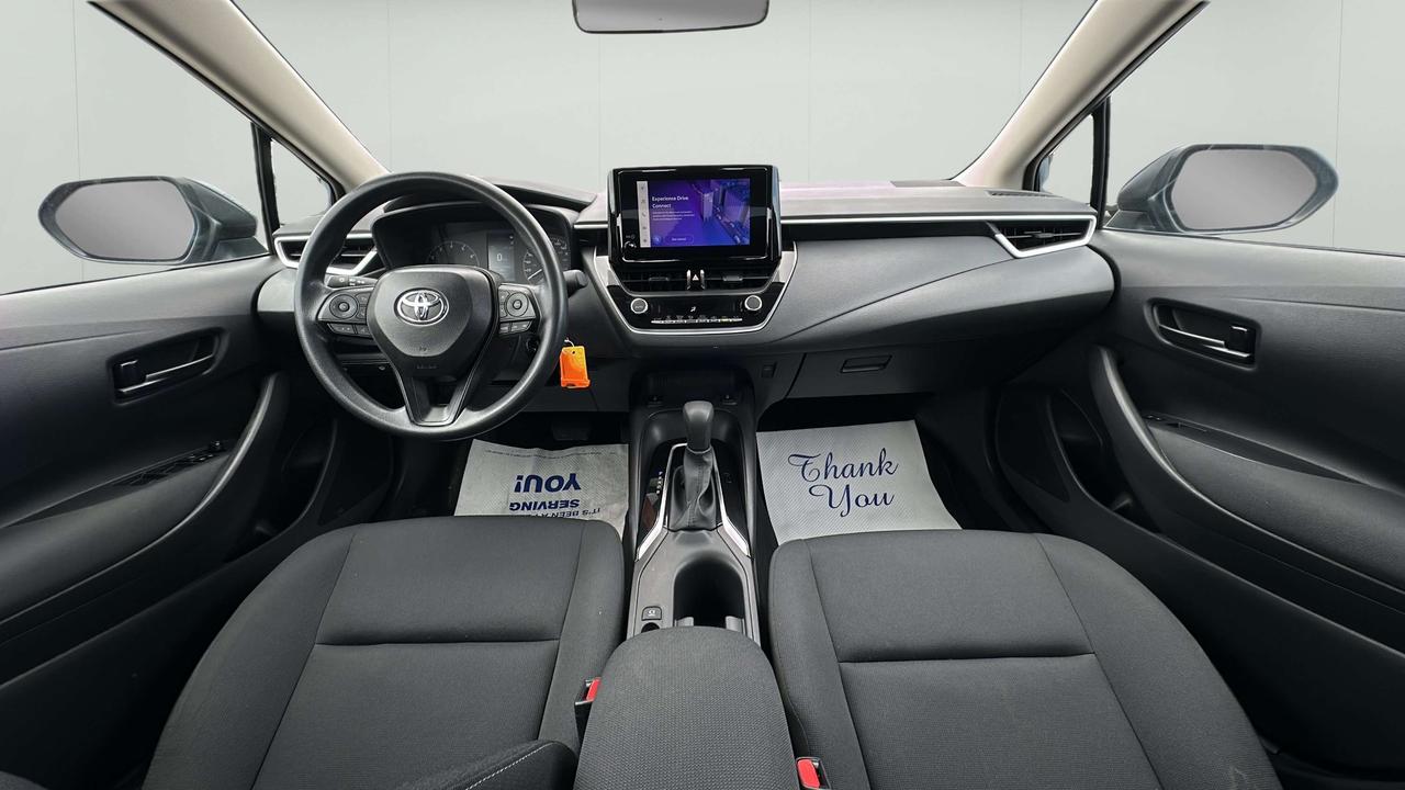 2025 Toyota Corolla LE Photo
