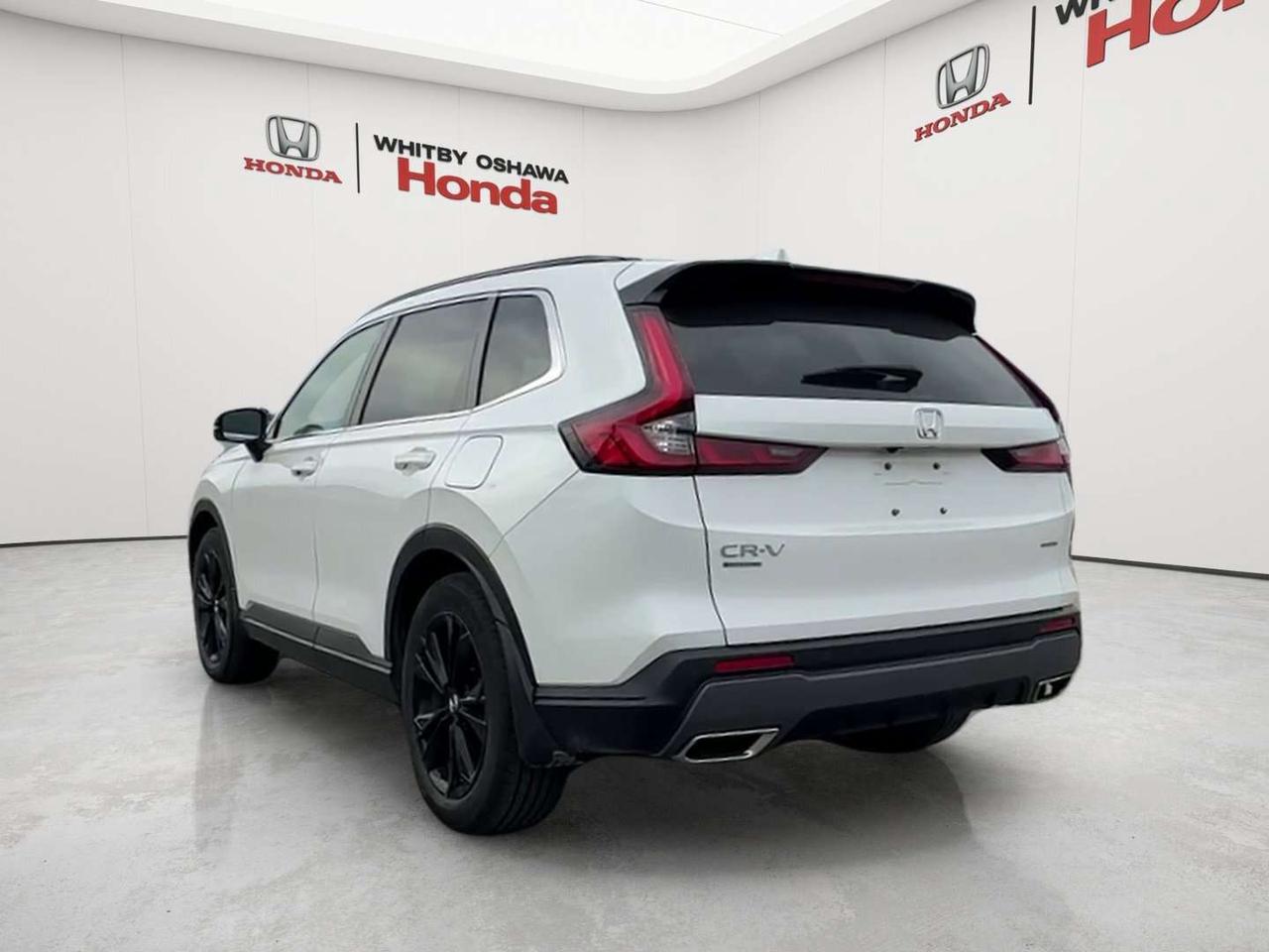 2025 Honda CR-V Touring Photo