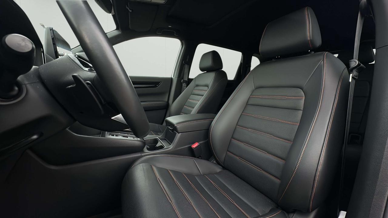2025 Honda CR-V Touring Photo