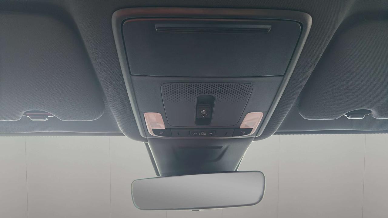 2025 Honda CR-V Touring Photo
