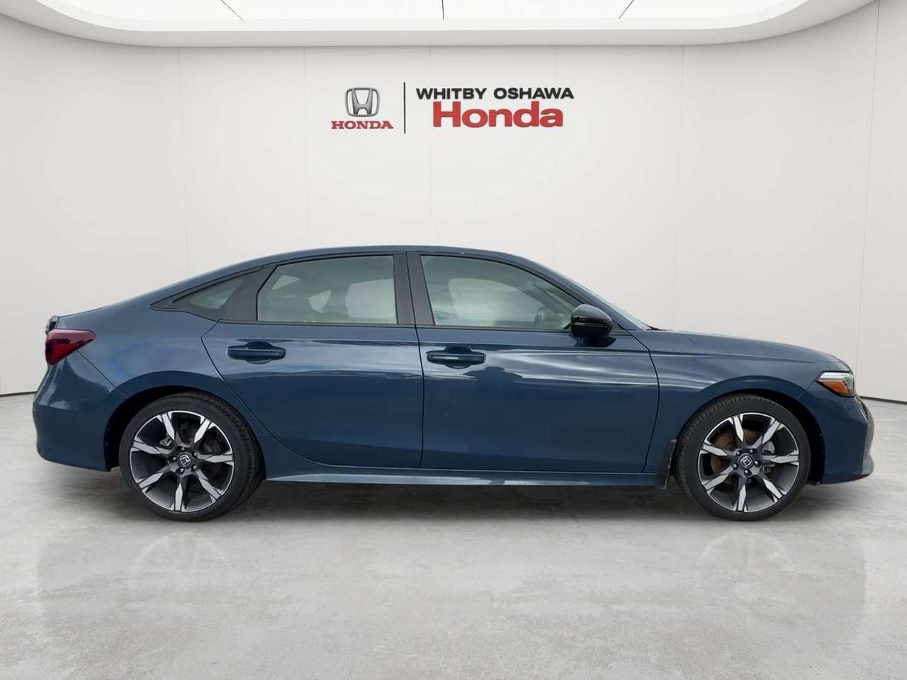 2025 Honda Civic Sport Touring Photo