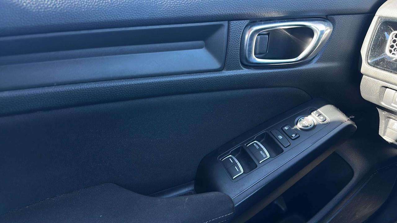 2025 Honda Civic LX Photo