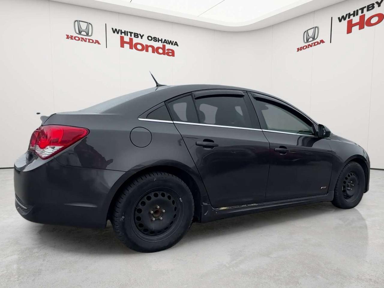 2014 Chevrolet Cruze 2LT Photo