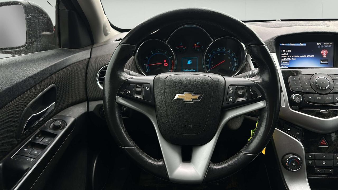 2014 Chevrolet Cruze 2LT Photo