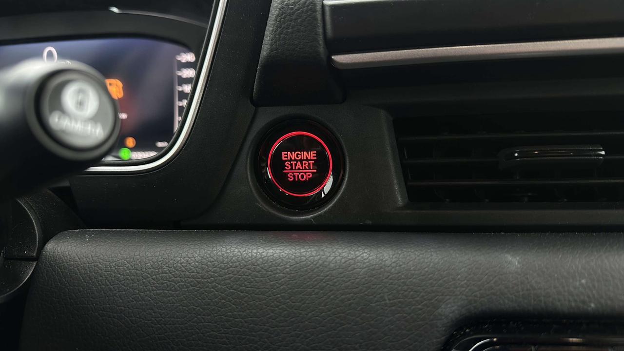 2025 Honda Pilot Touring Photo
