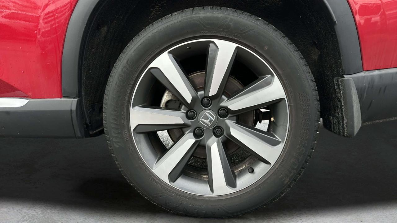 2025 Honda Pilot Touring Photo