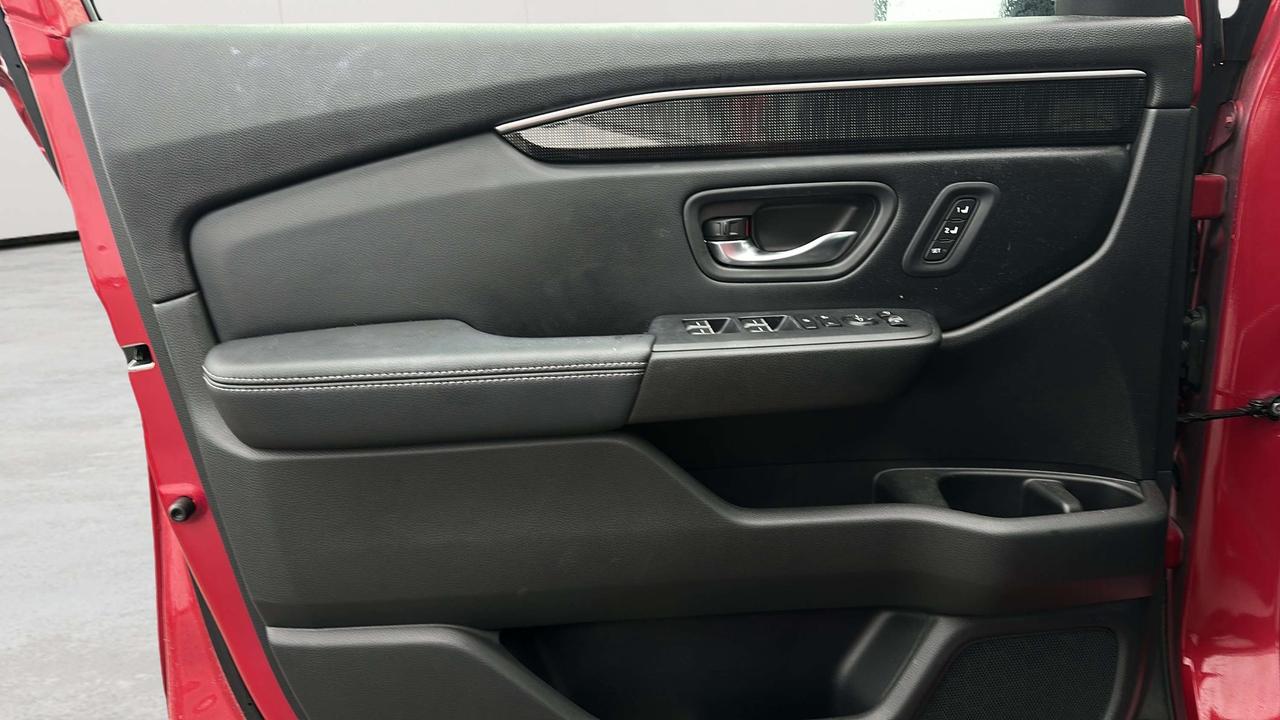 2025 Honda Pilot Touring Photo