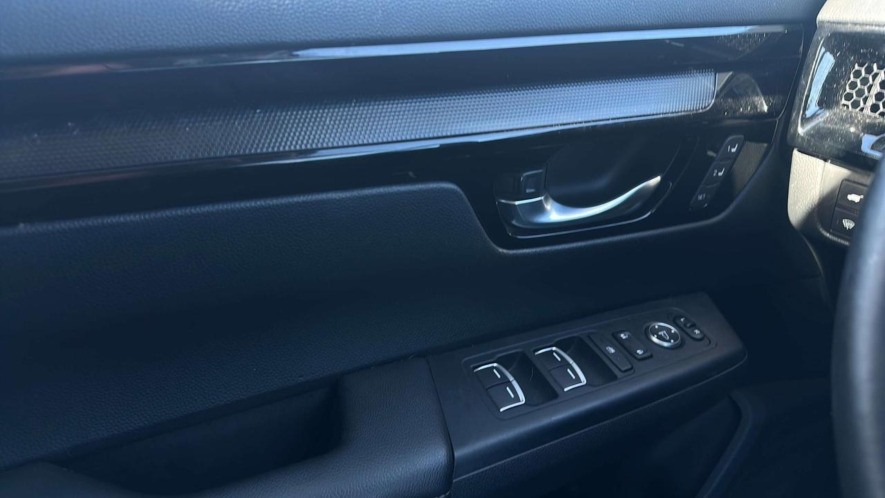 2023 Honda CR-V EX-L Photo