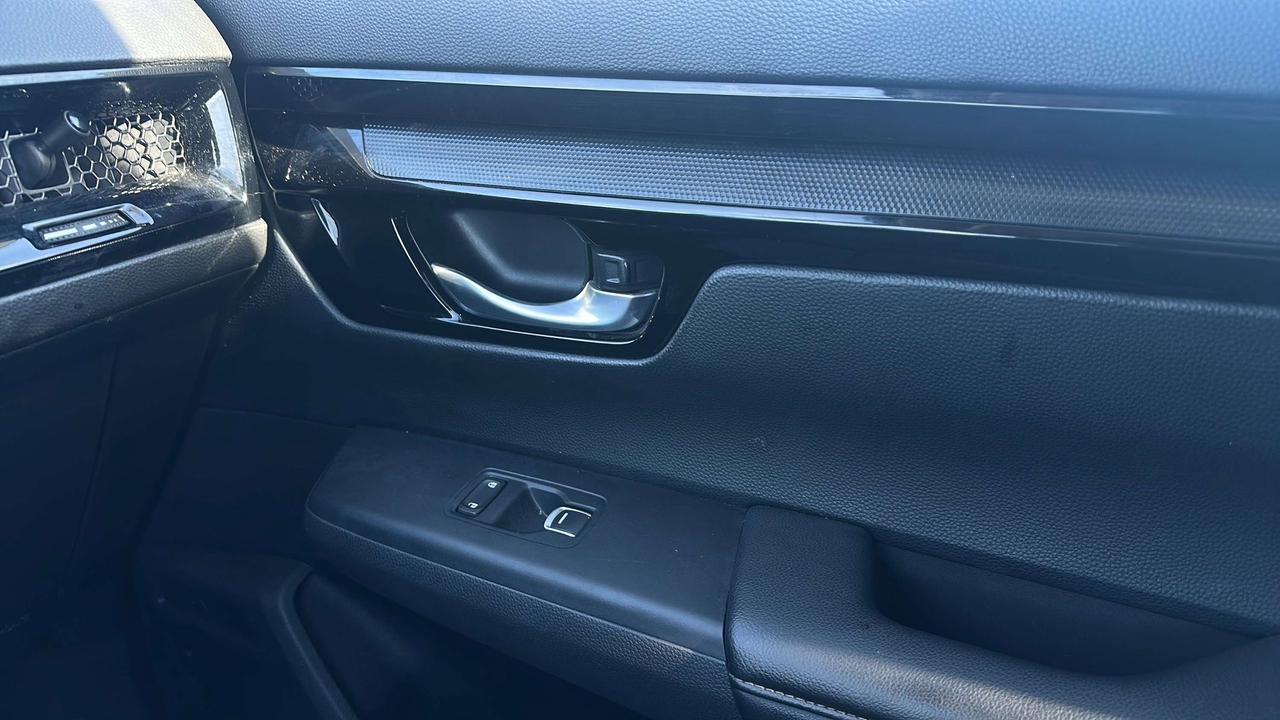 2023 Honda CR-V EX-L Photo
