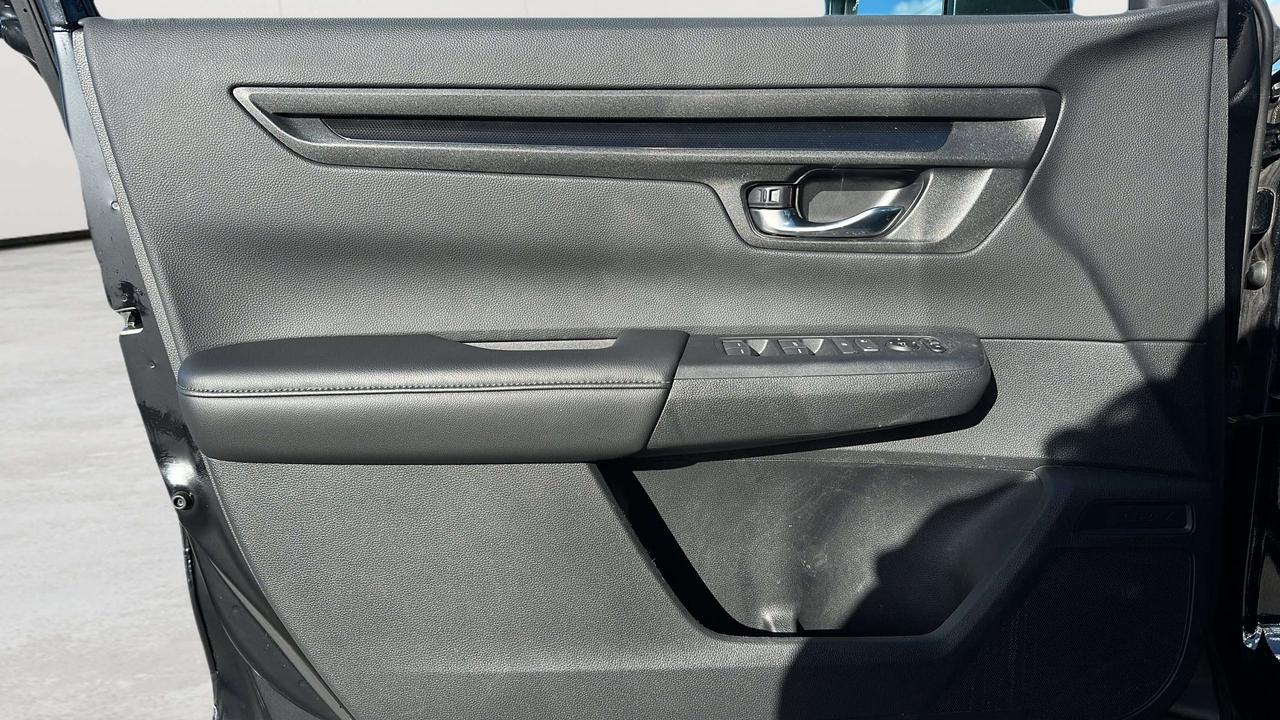 2026 Honda CR-V LX Photo