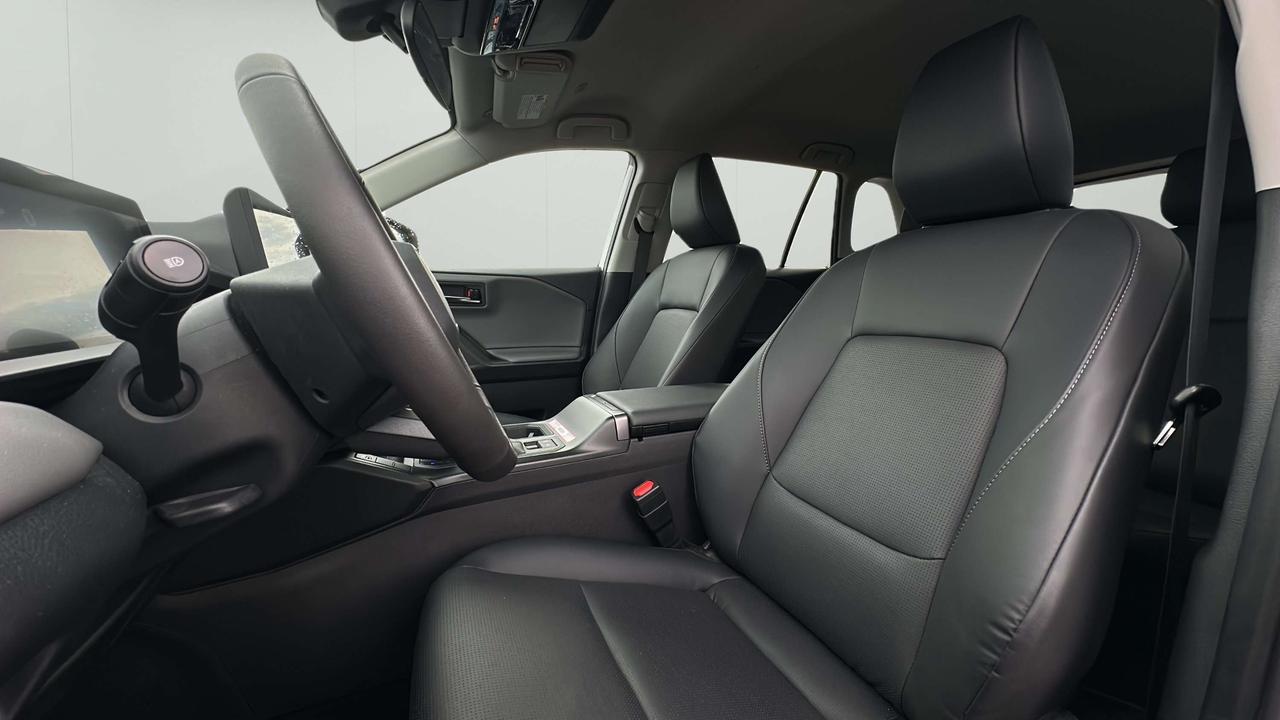 2026 Toyota RAV4 XLE Photo