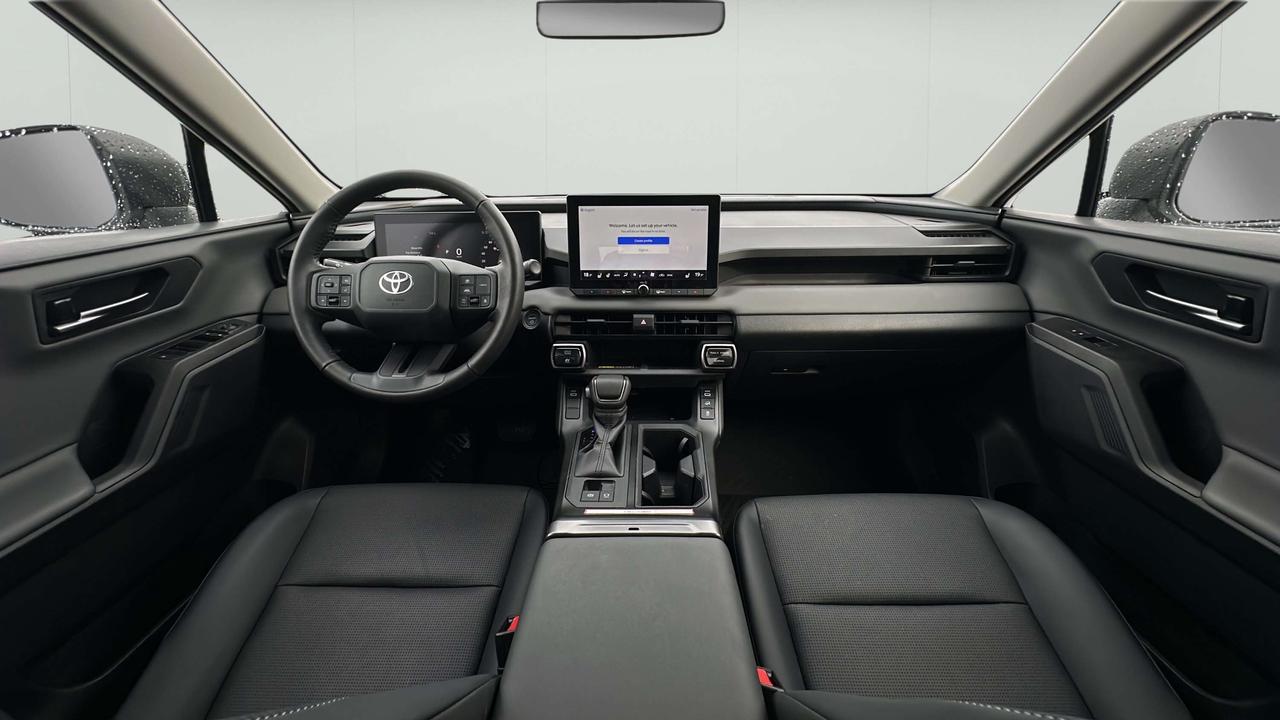 2026 Toyota RAV4 XLE Photo