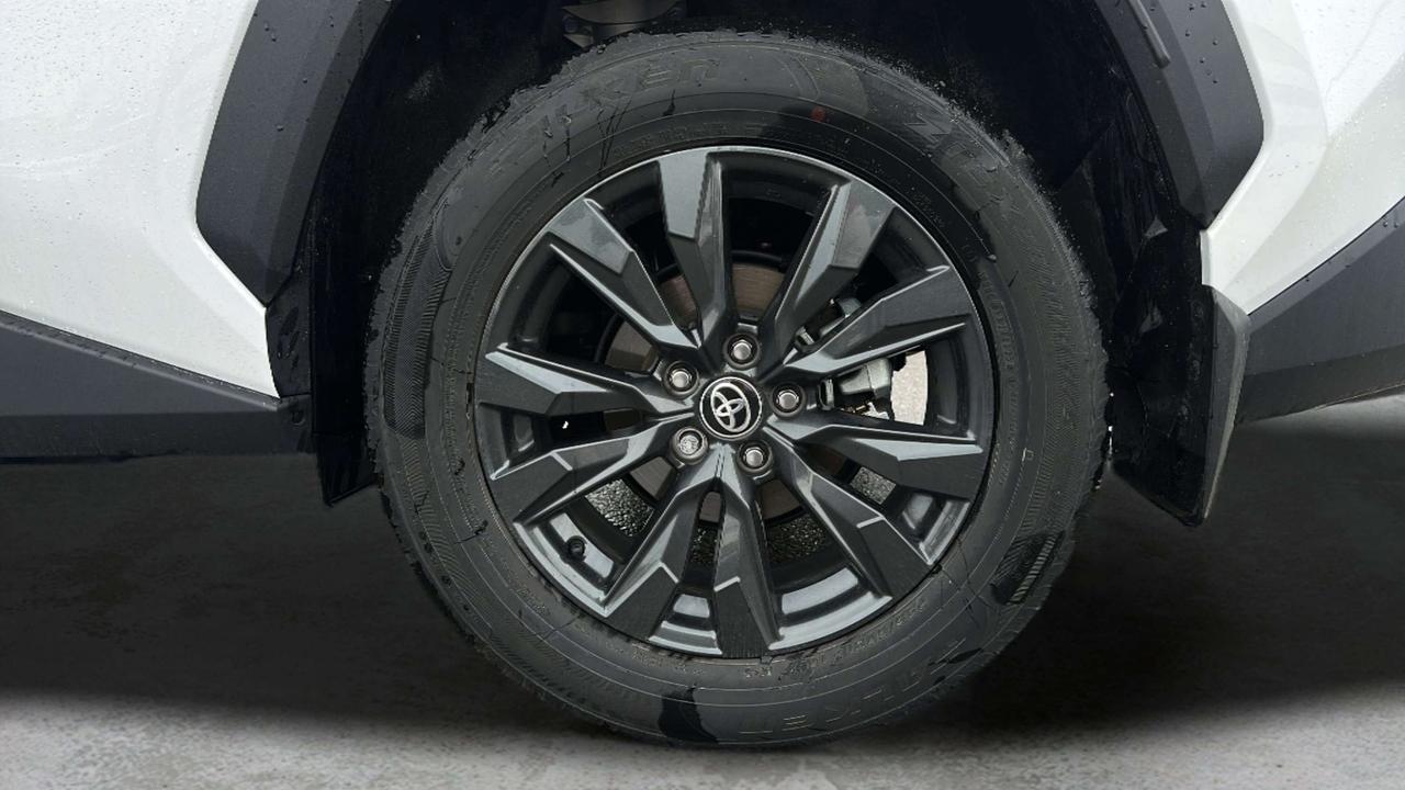 2026 Toyota RAV4 XLE Photo