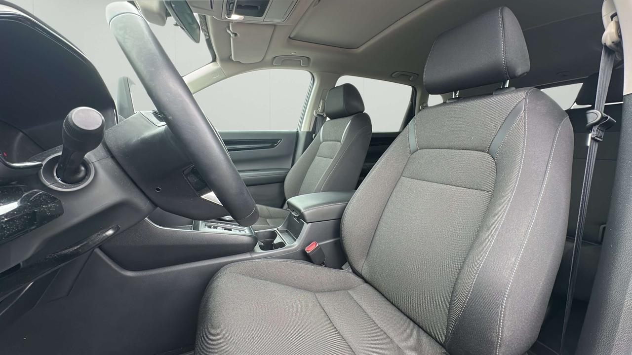 2025 Honda CR-V Sport Photo