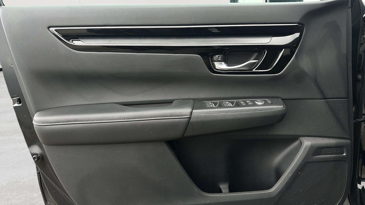 2025 Honda CR-V Sport Photo