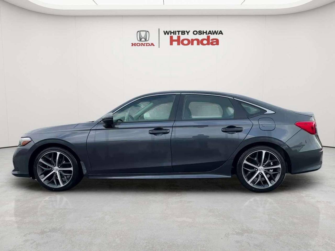 2024 Honda Civic Touring Photo2
