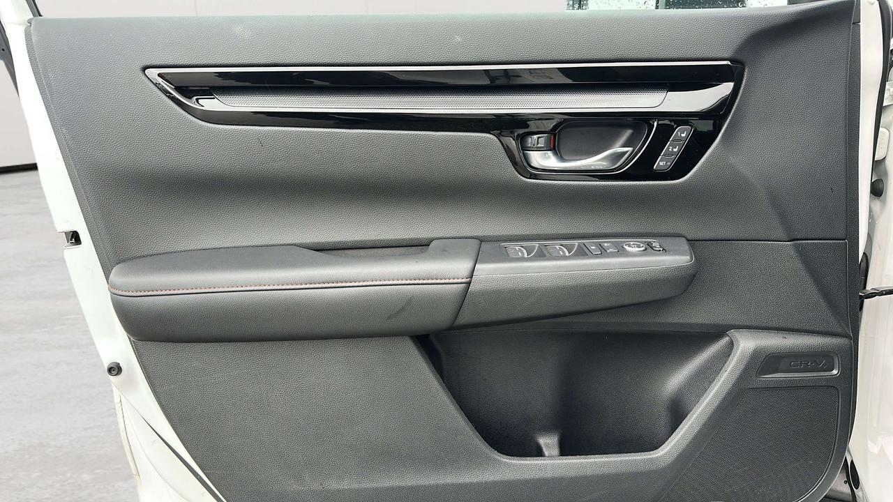 2026 Honda CR-V Touring Photo