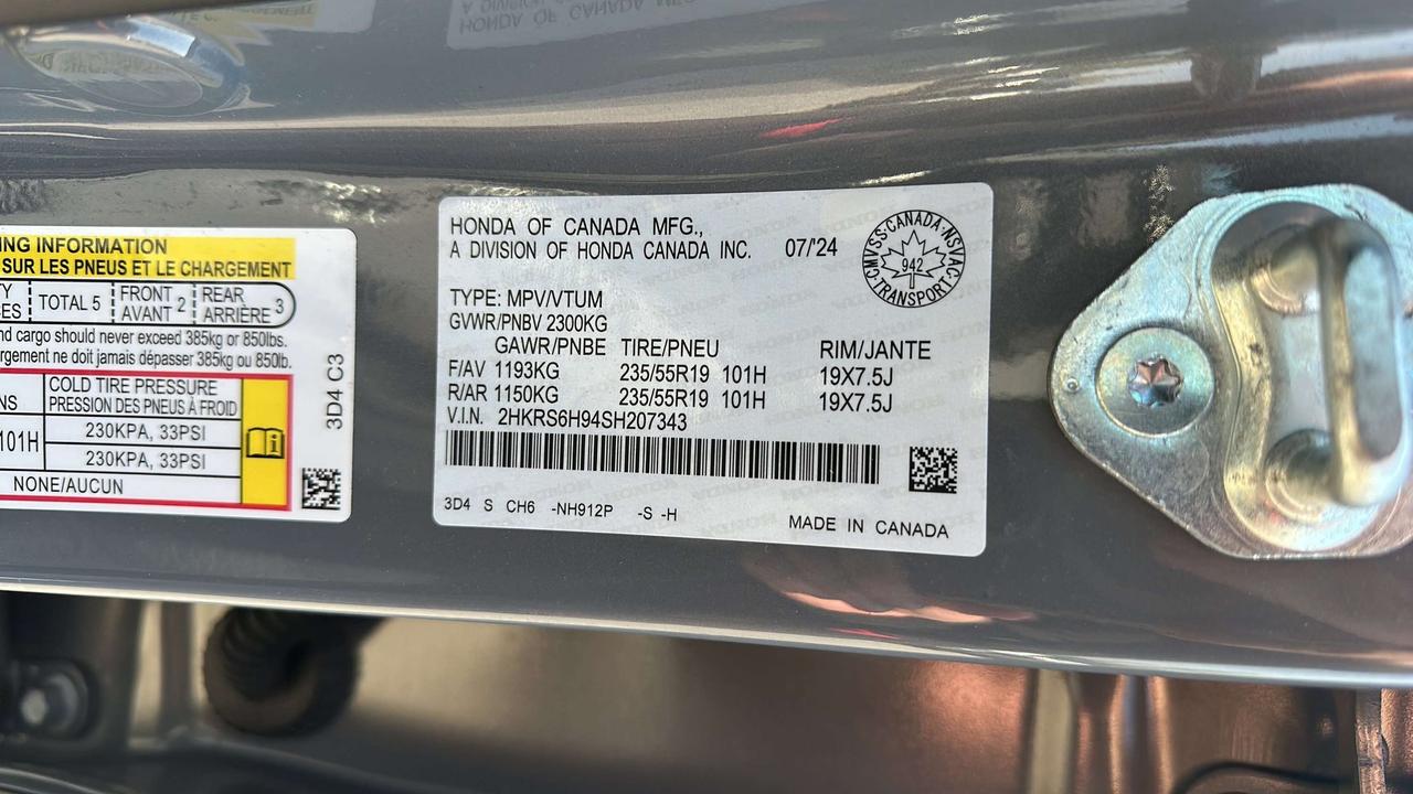 2025 Honda CR-V Touring Photo