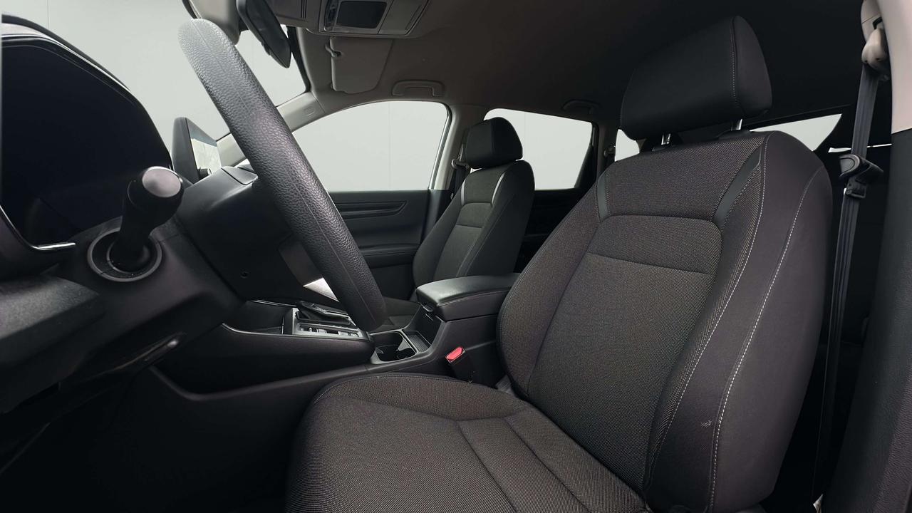 2025 Honda CR-V LX Photo
