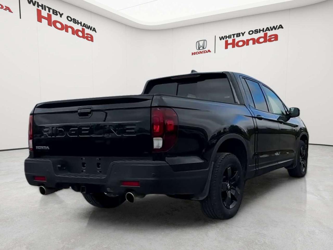 2025 Honda Ridgeline Black Edition Photo