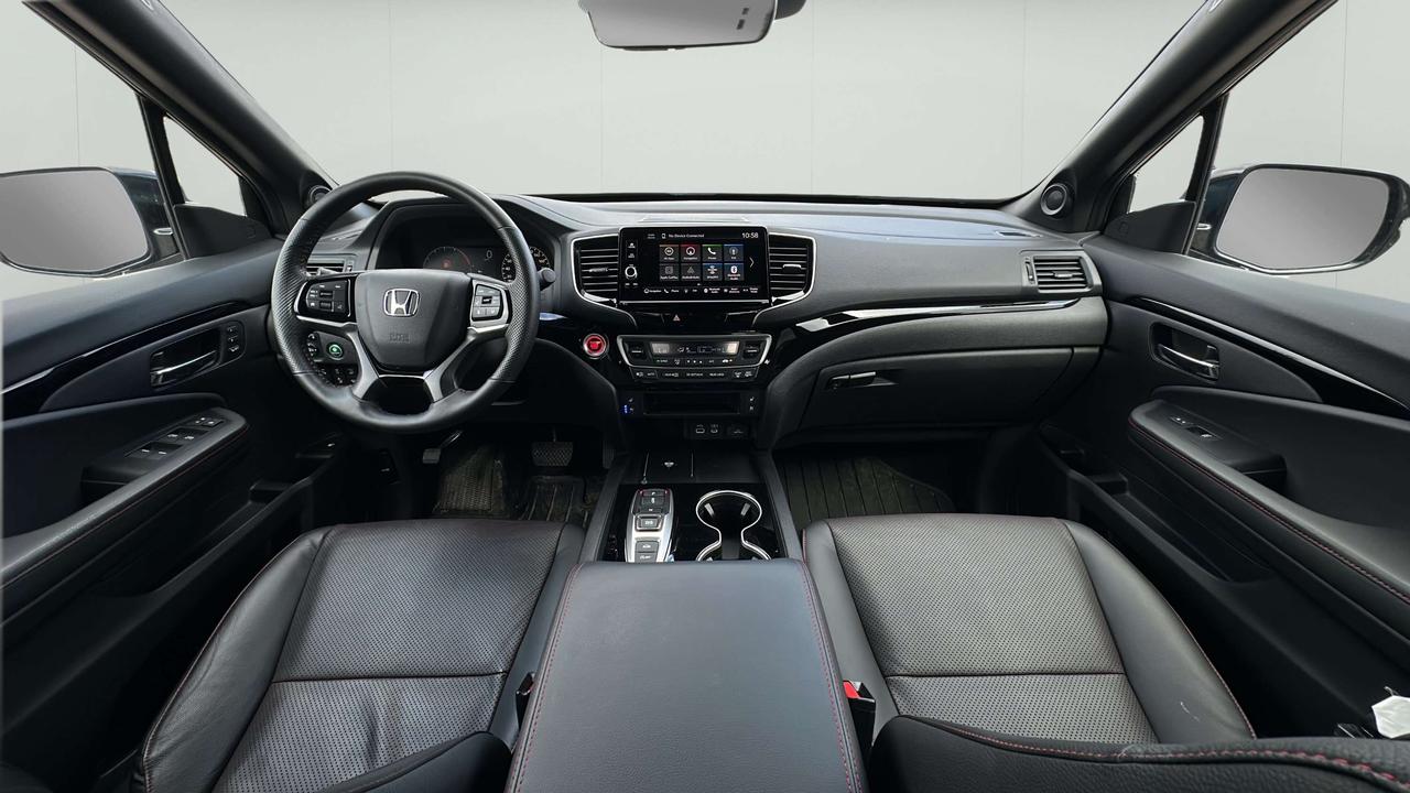 2025 Honda Ridgeline Black Edition Photo