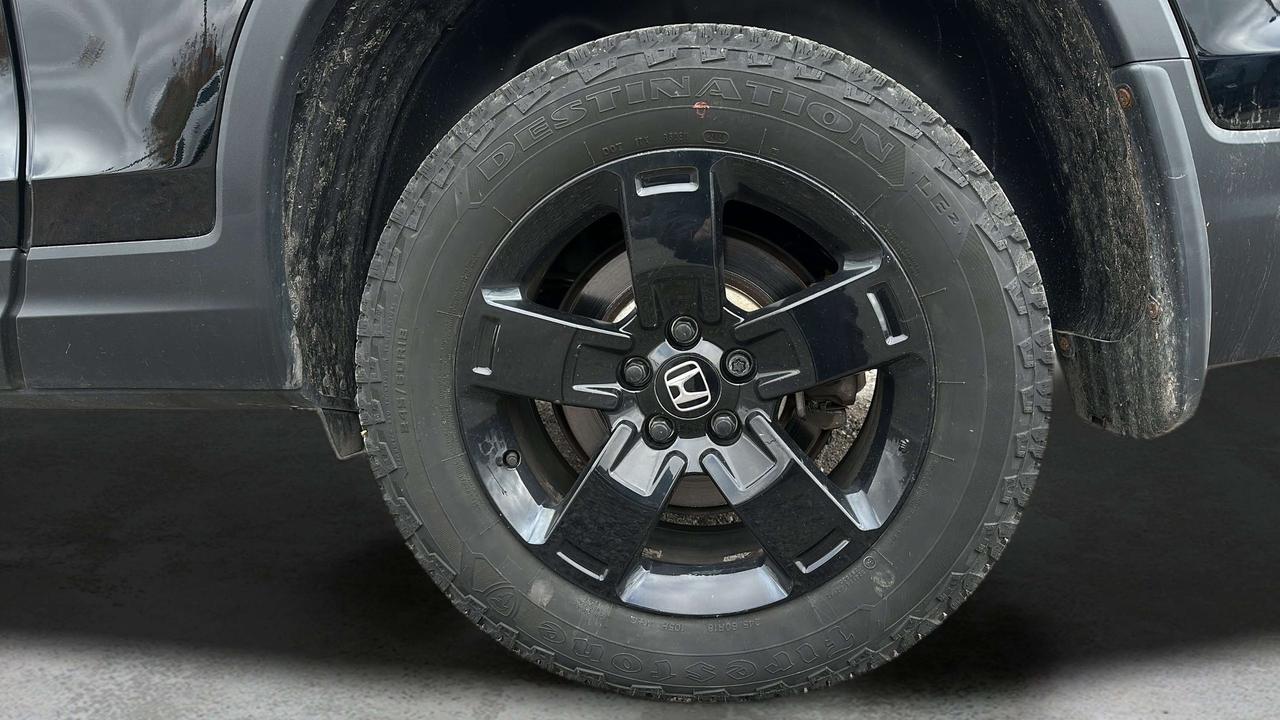 2025 Honda Ridgeline Black Edition Photo