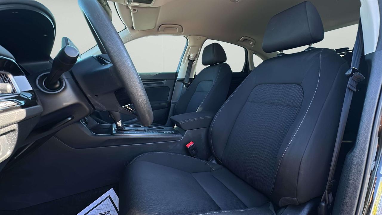 2024 Honda Civic LX Photo