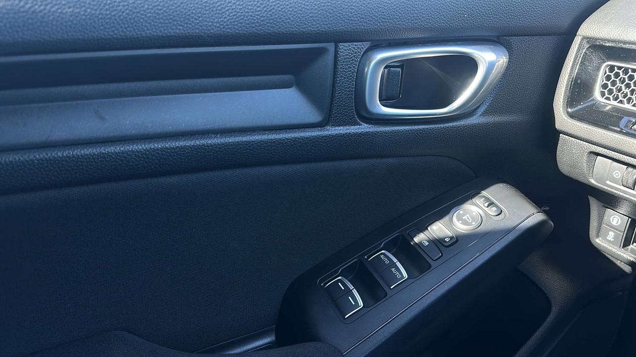 2024 Honda Civic LX Photo