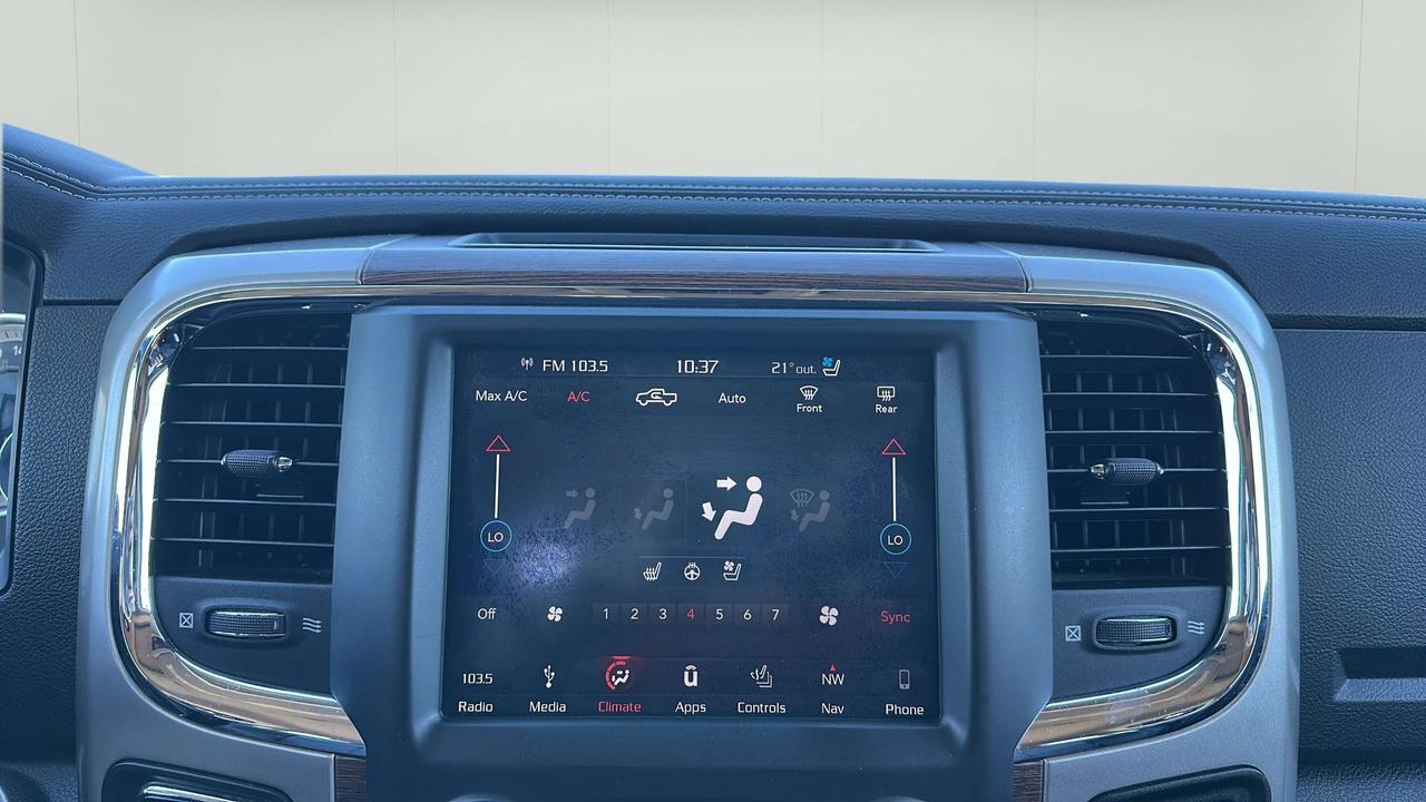 2018 RAM 1500 Laramie Photo