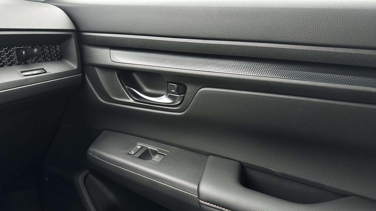 2026 Honda CR-V Sport Photo