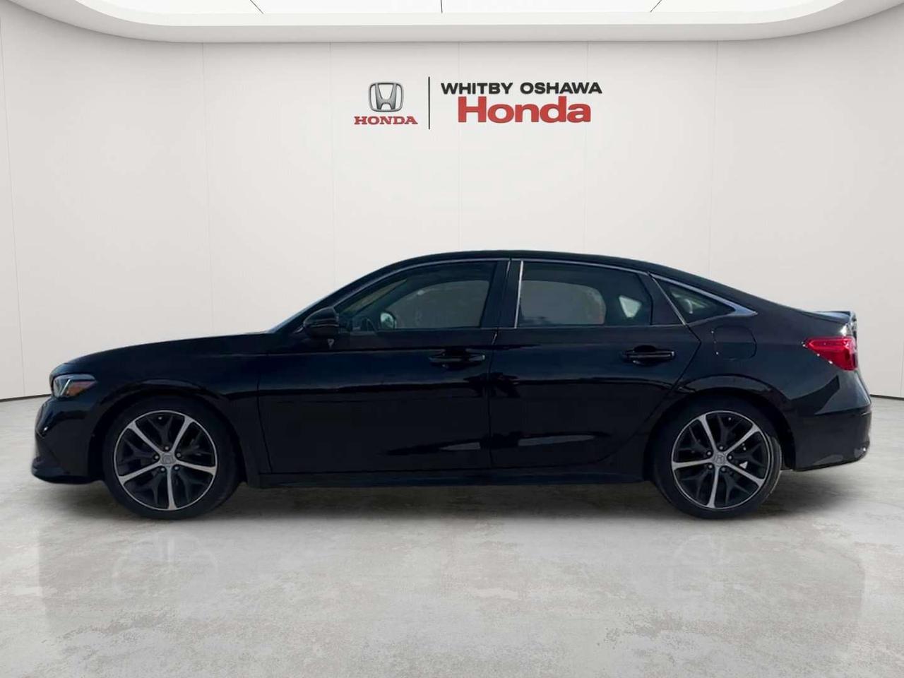 2024 Honda Civic Touring Photo2