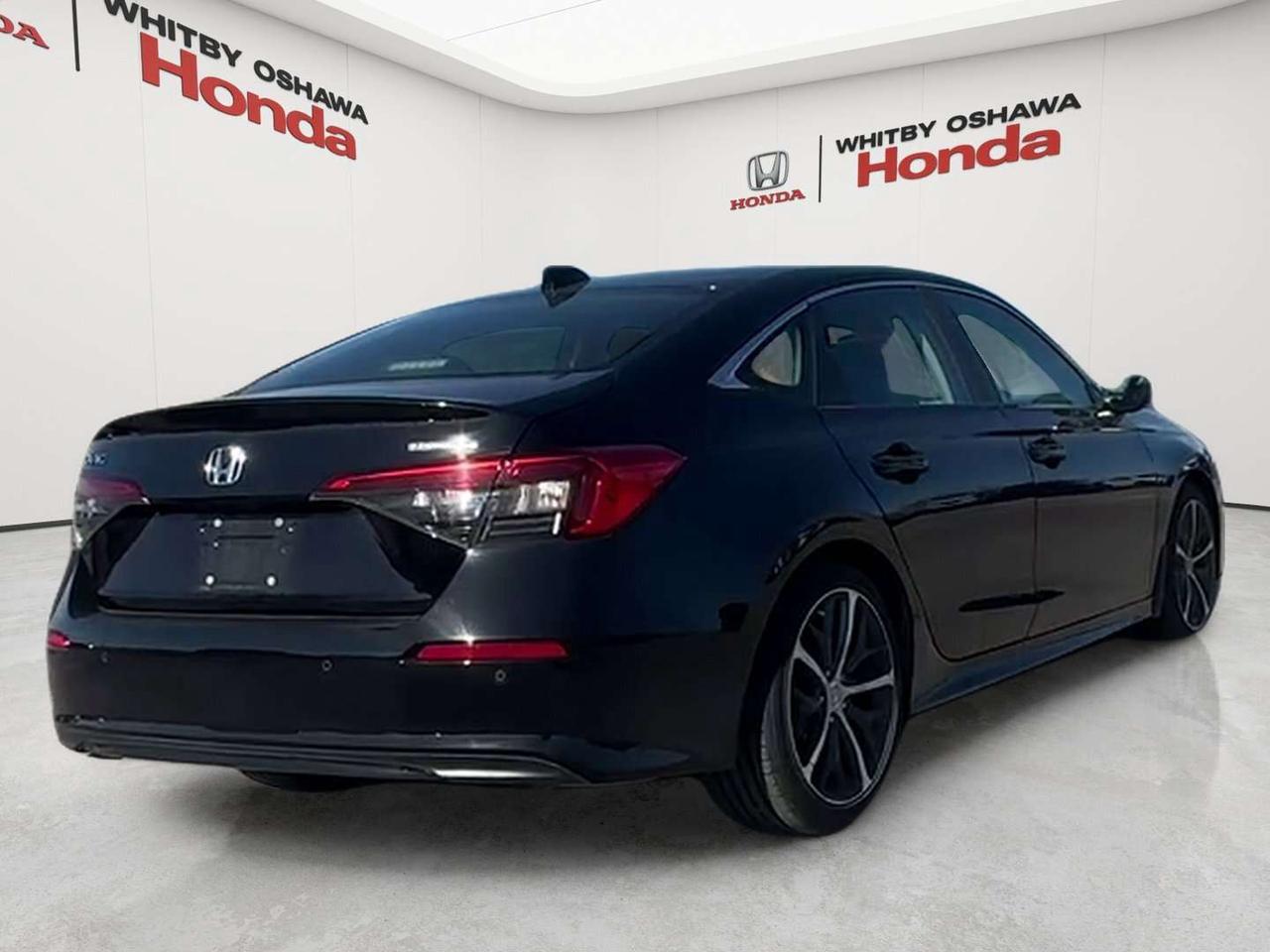 2024 Honda Civic Touring Photo