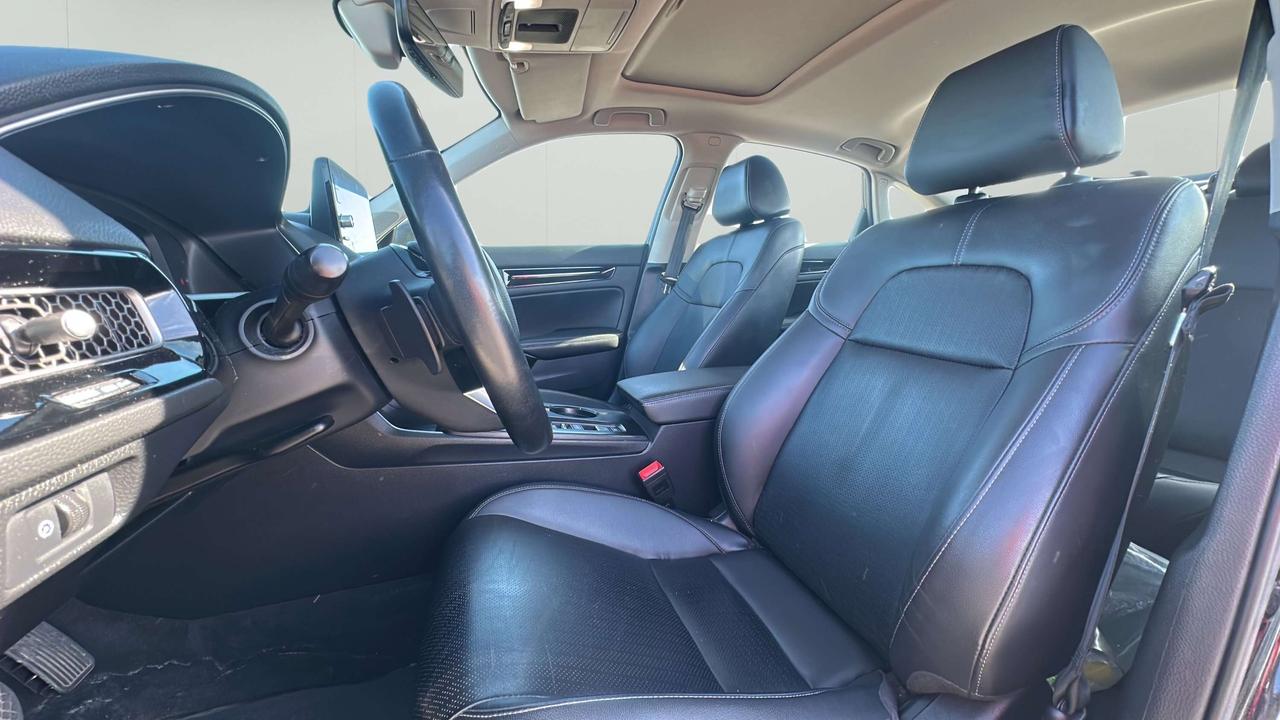 2024 Honda Civic Touring Photo