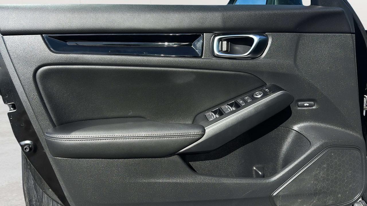 2024 Honda Civic Touring Photo