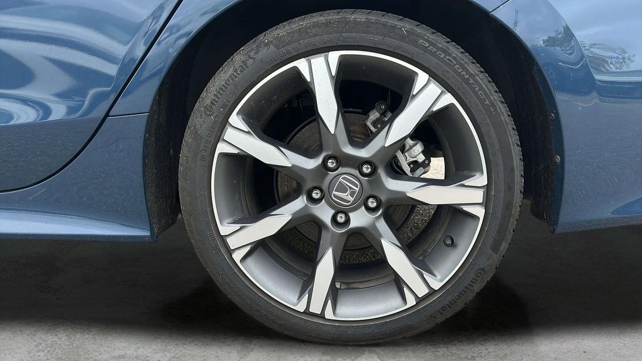 2025 Honda Civic Sport Touring Photo