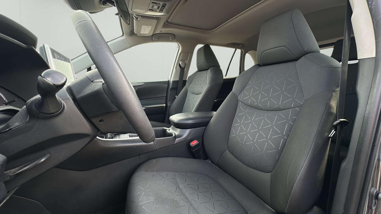 2024 Toyota RAV4 XLE Photo