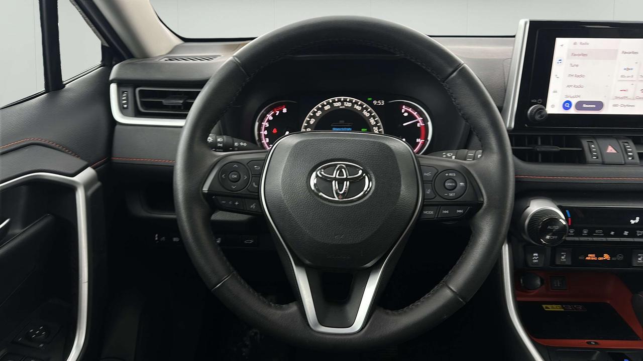2024 Toyota RAV4 TRAIL Photo