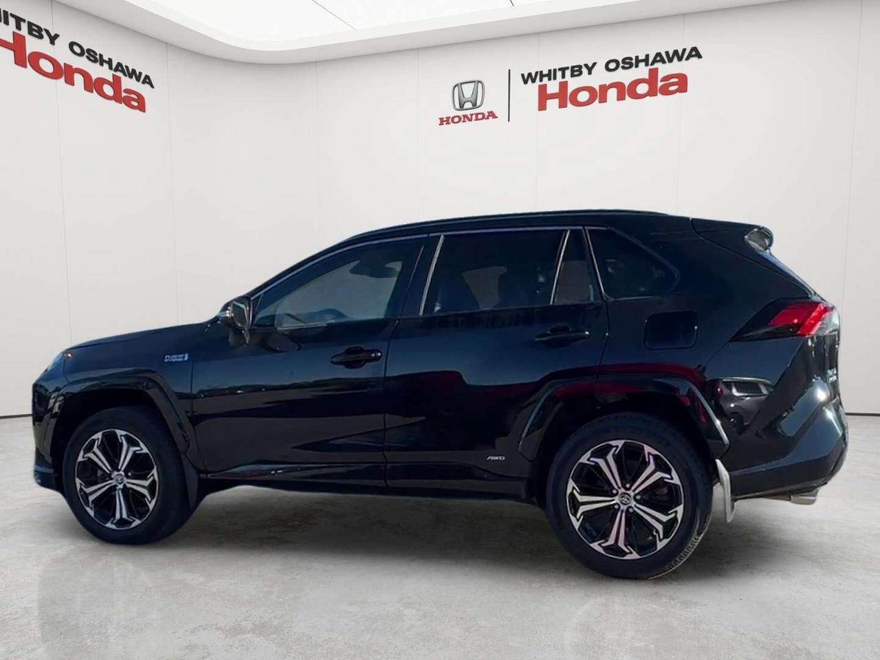 2023 Toyota RAV4 Prime XSE Photo3