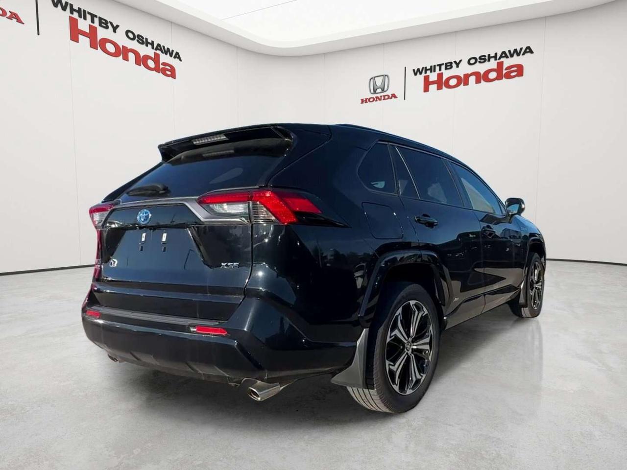 2023 Toyota RAV4 Prime XSE Photo