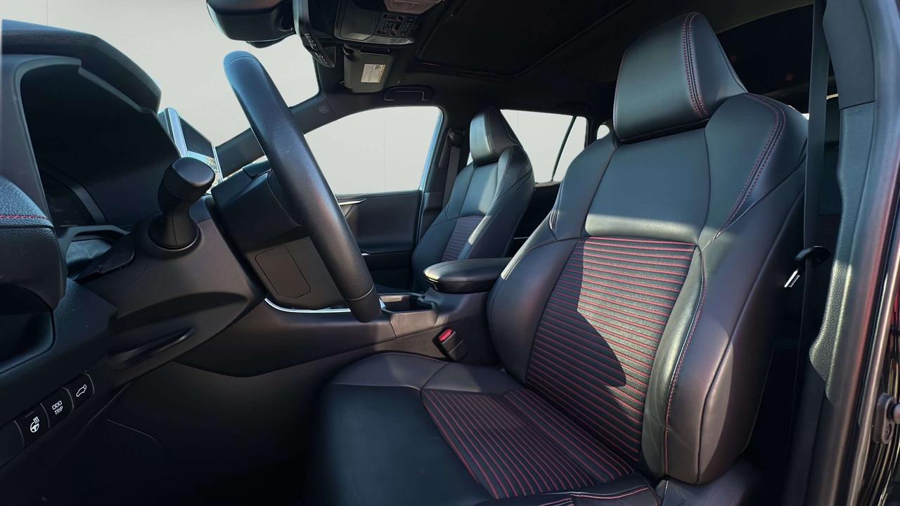2023 Toyota RAV4 Prime XSE Photo