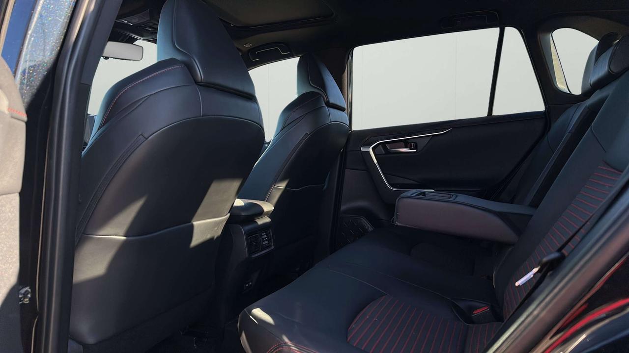 2023 Toyota RAV4 Prime XSE Photo
