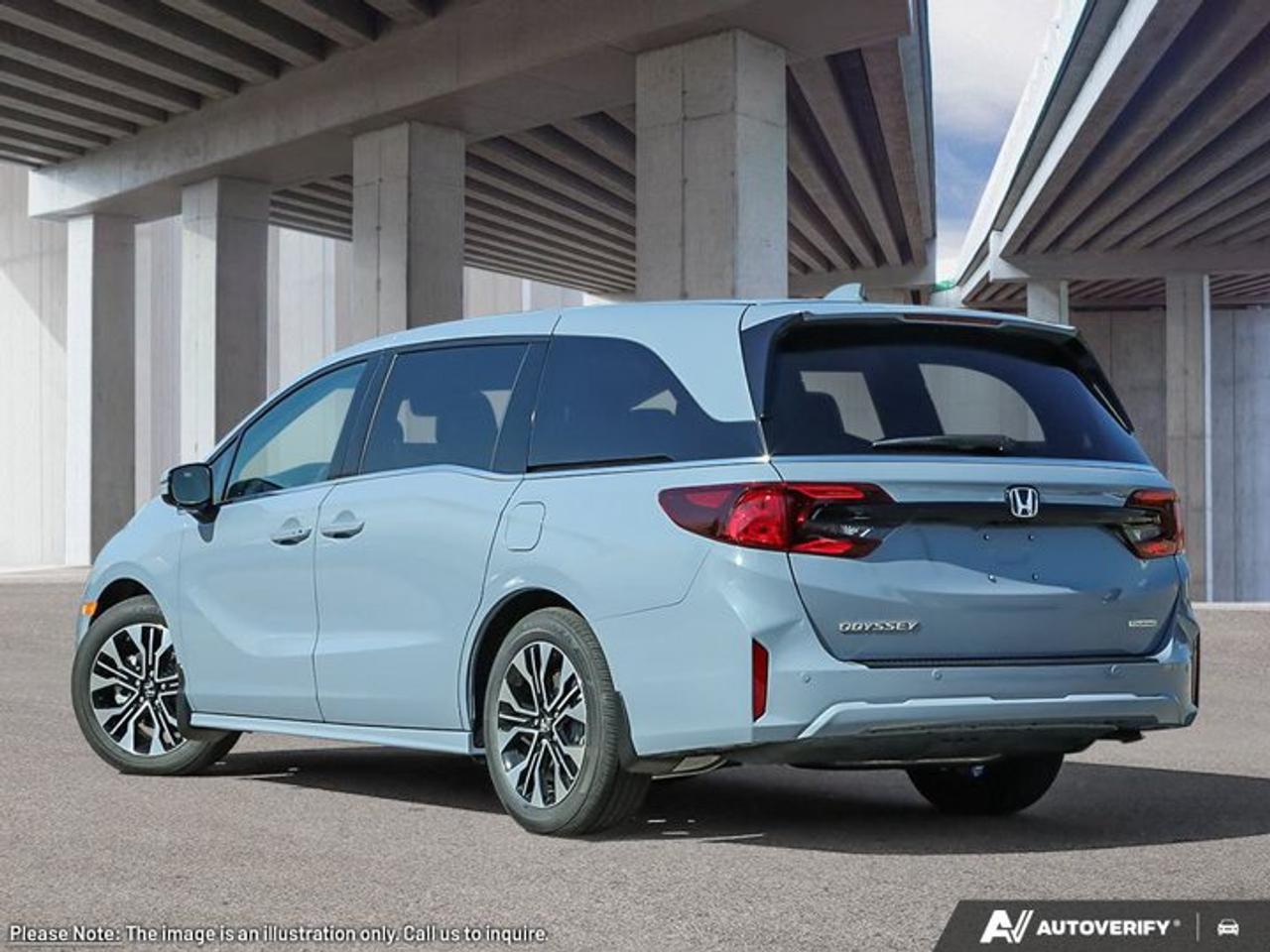2027 Honda Odyssey Touring Photo