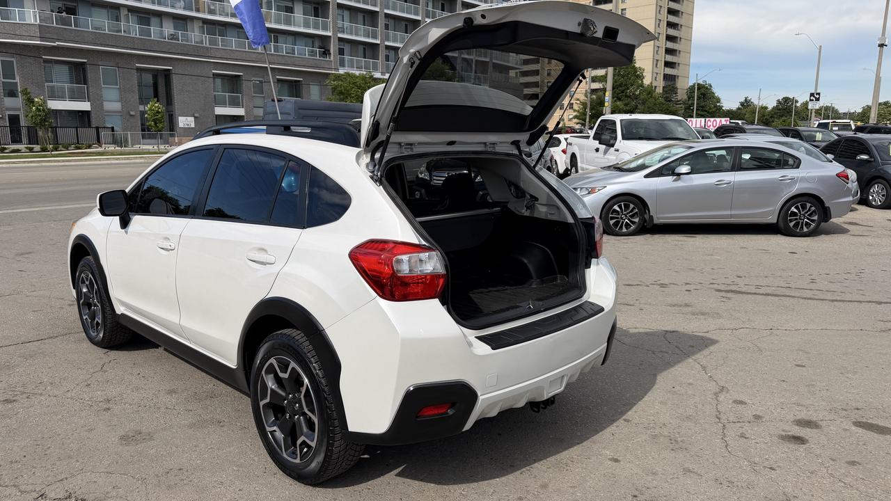 2013 Subaru XV Crosstrek 2.0i w/Touring Pkg Photo