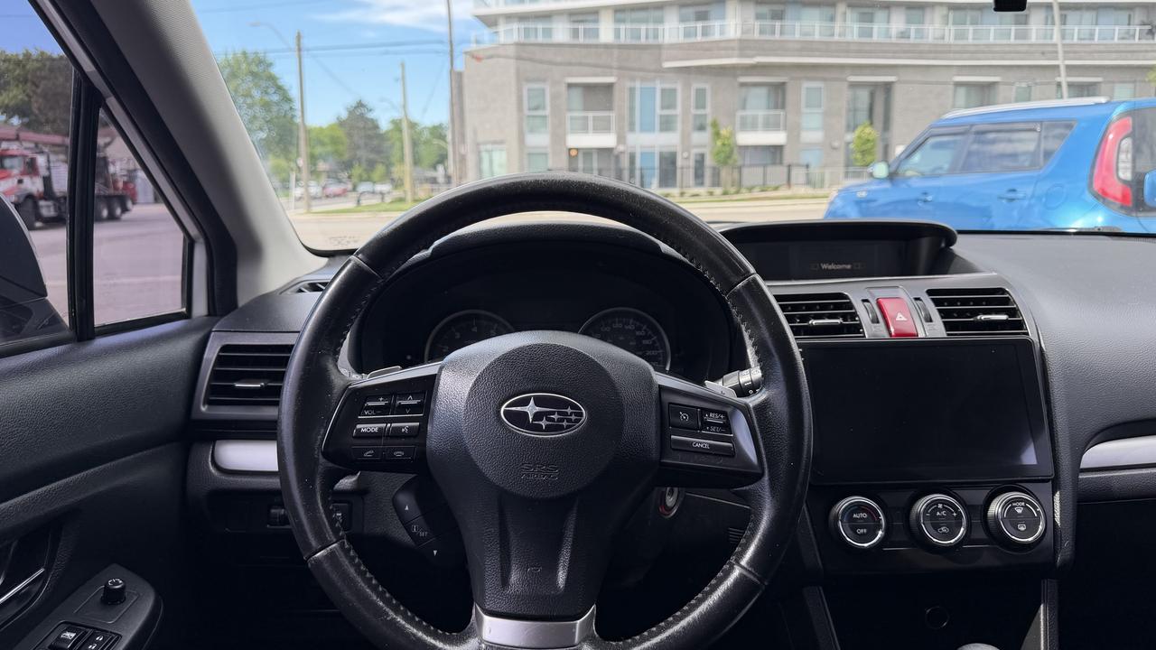 2013 Subaru XV Crosstrek 2.0i w/Touring Pkg Photo