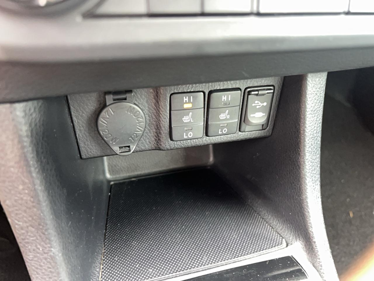 2015 Toyota Corolla S - Photo #5