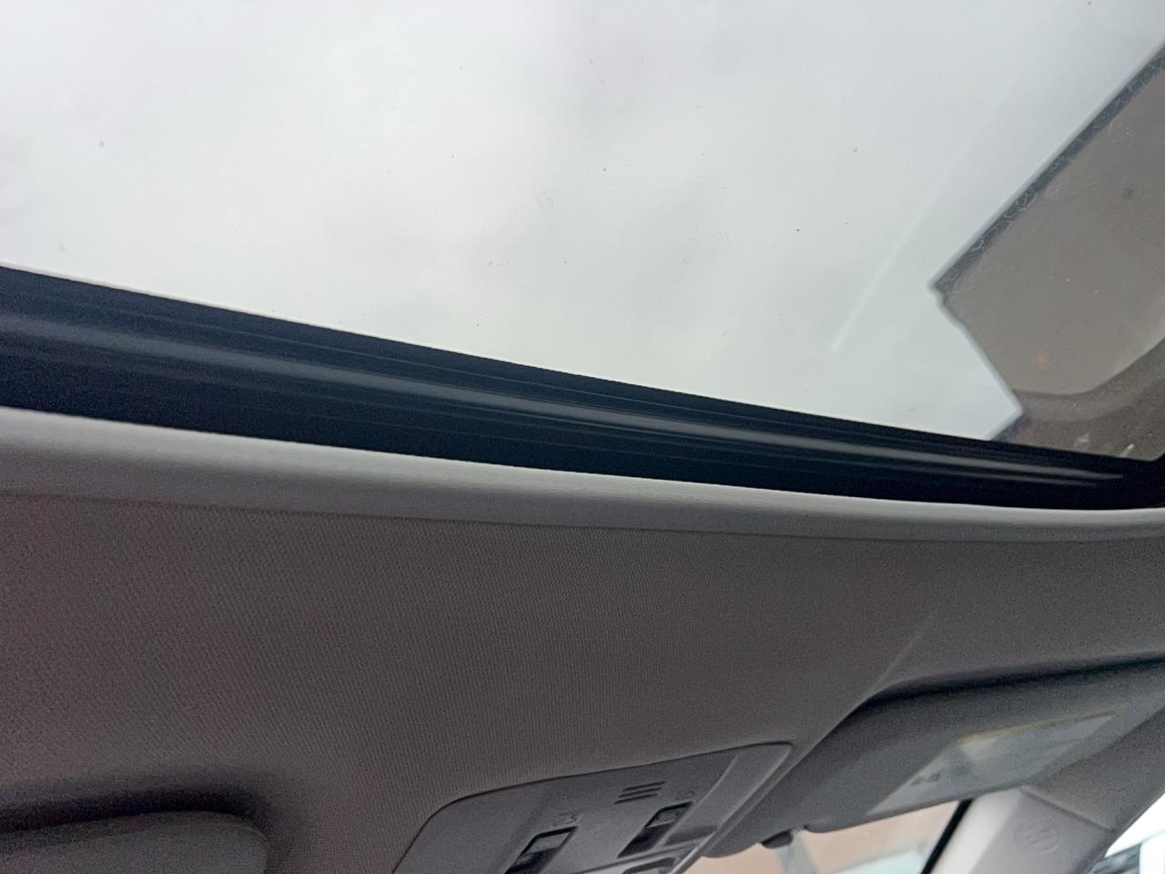 2015 Toyota Corolla S Photo