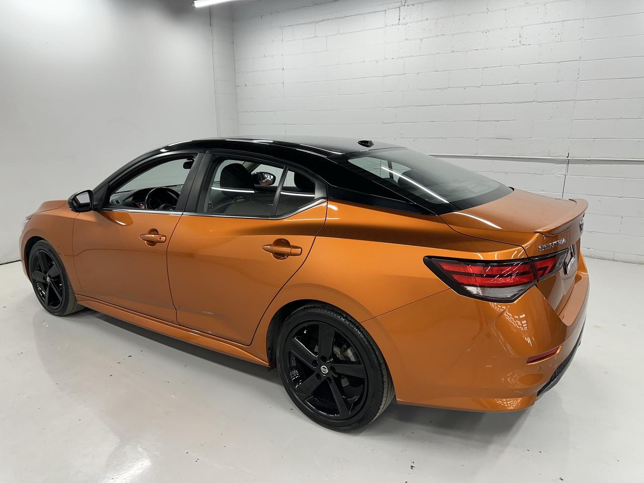 2021 Nissan Sentra SR Photo