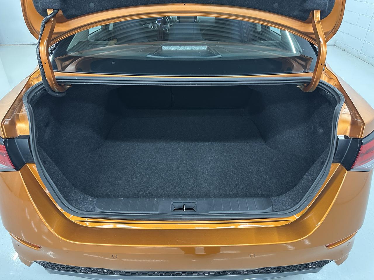 2021 Nissan Sentra SR Photo26