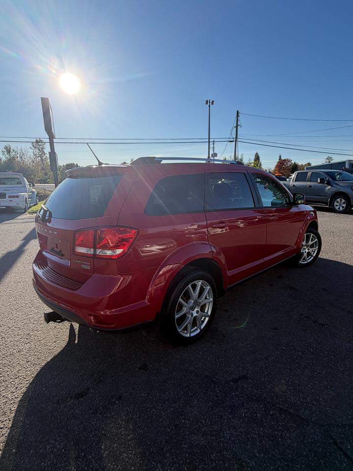 2016 Dodge Journey Limited Photo4