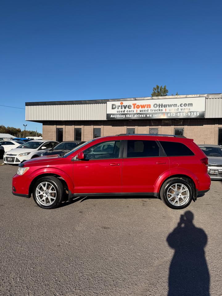 2016 Dodge Journey Limited Photo1